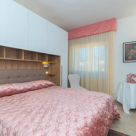 Lägenhet La Casa In Gallura Piano Terra