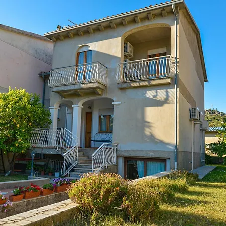 La Casa In Gallura Piano Terra Calangianus