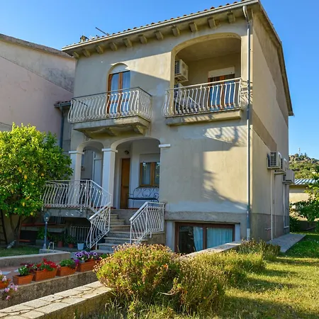 La Casa In Gallura Piano Terra شقة